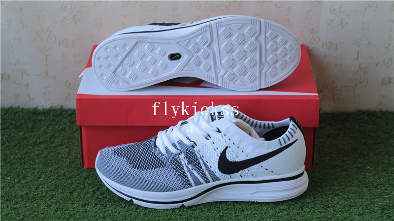 Nike Flyknit Trainer White Black